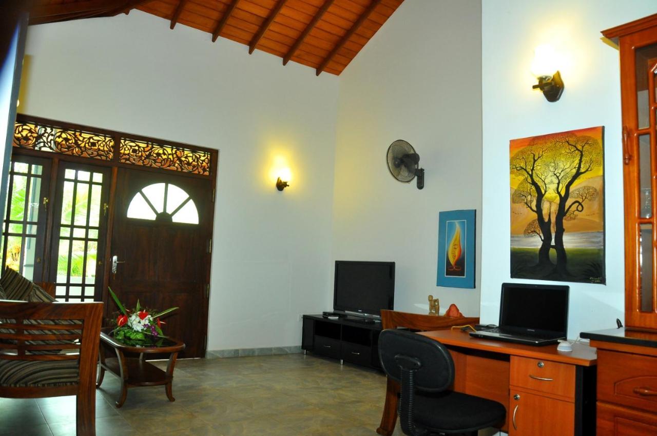 Canal Villa Бентота Екстериор снимка