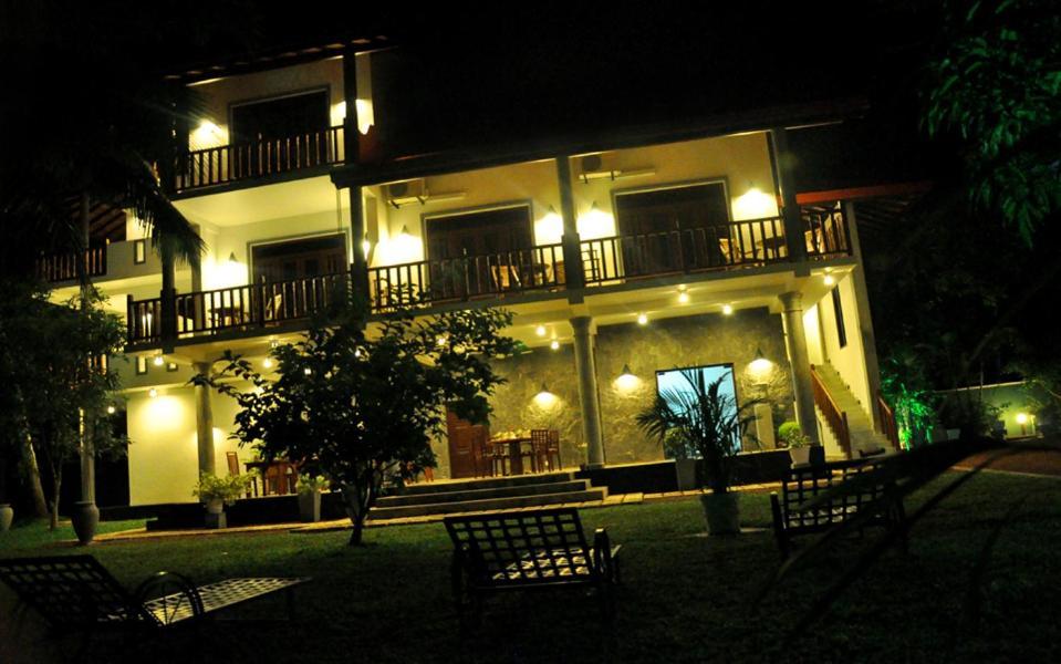 Canal Villa Бентота Екстериор снимка